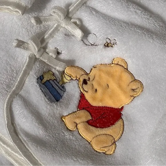 ⭒ NB Winnie the Pooh Disney Baby White Button Up Long Sleeve Fleece Bows Patch ⭒ - Picture 2 of 10